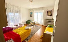 Retro Apartment In The Mountains