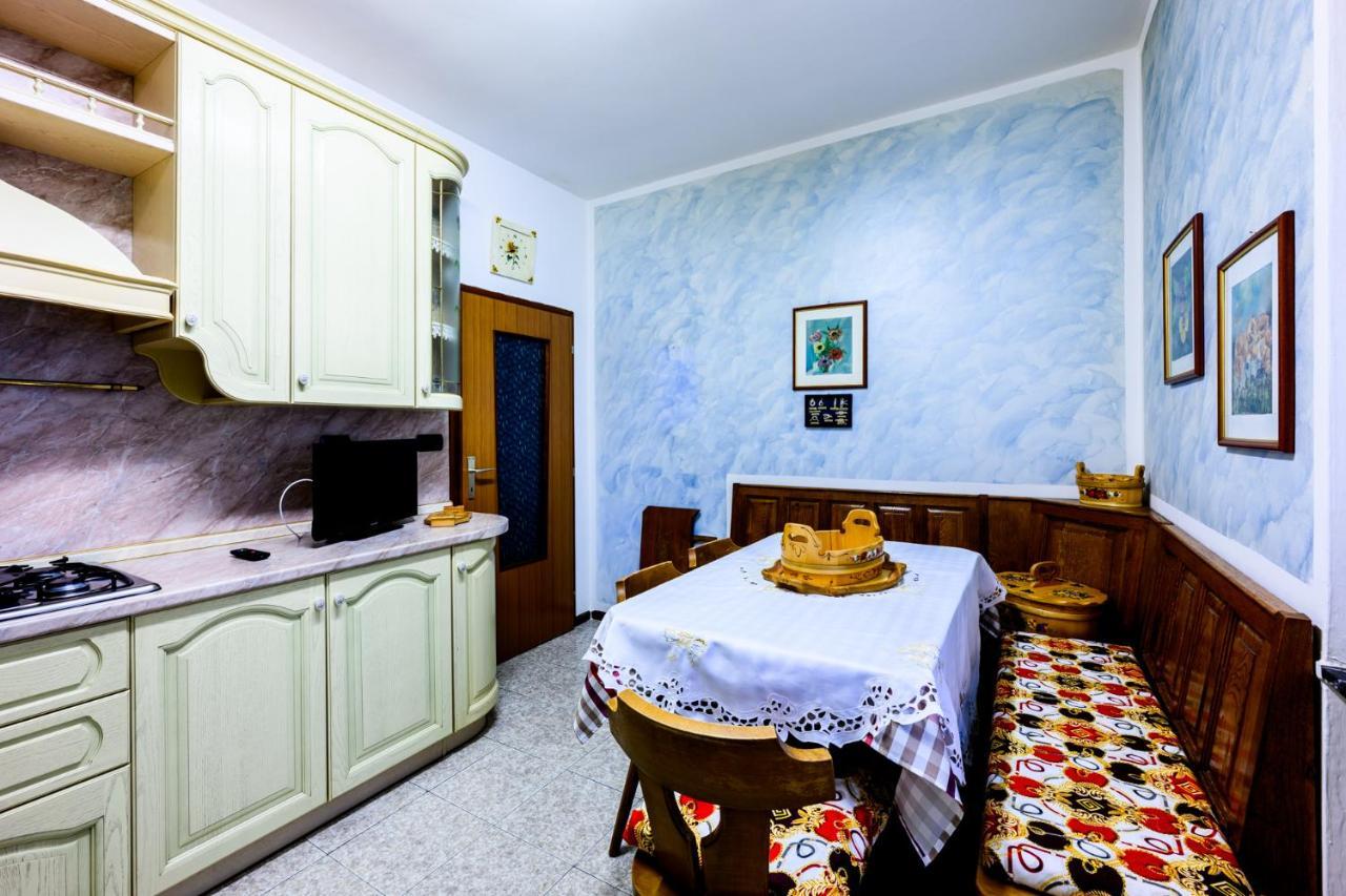 Retro Apartment In The Mountains Mezzolombardo Esterno foto
